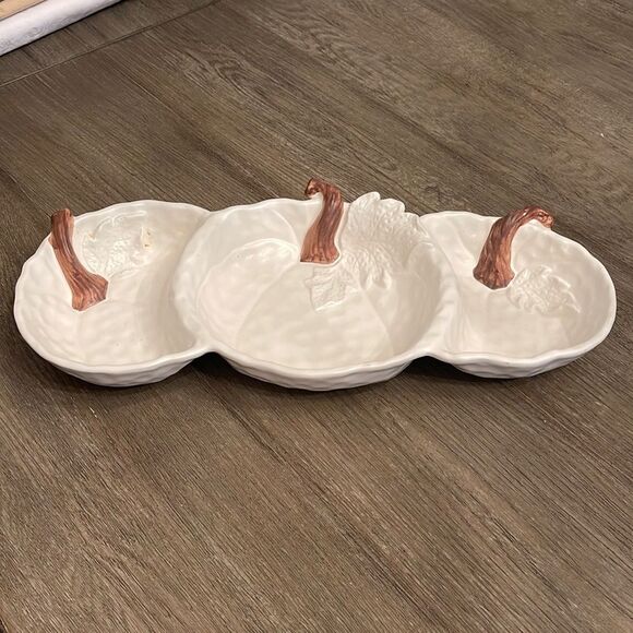 White Autumnal 3 section pumpkin dish - Picture 1 of 3